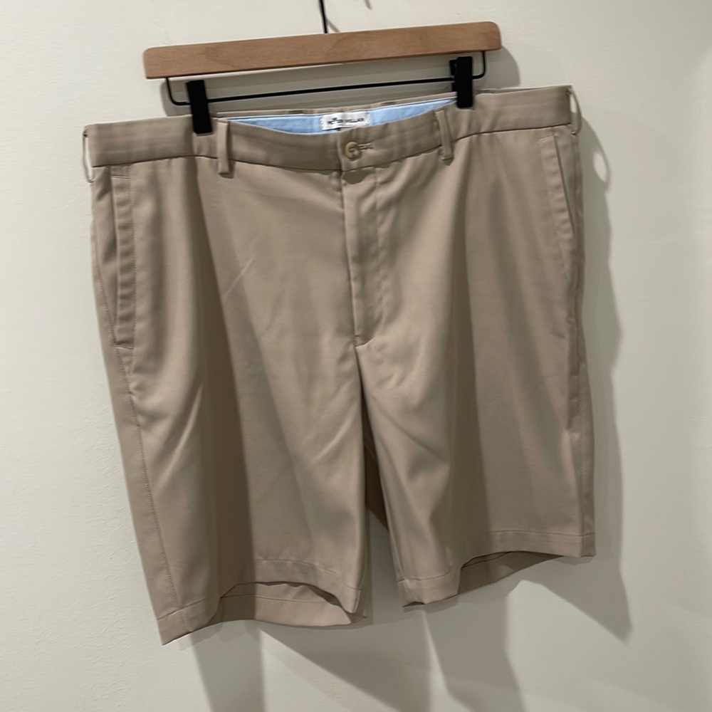 Peter Millar men’s golf shorts size 38